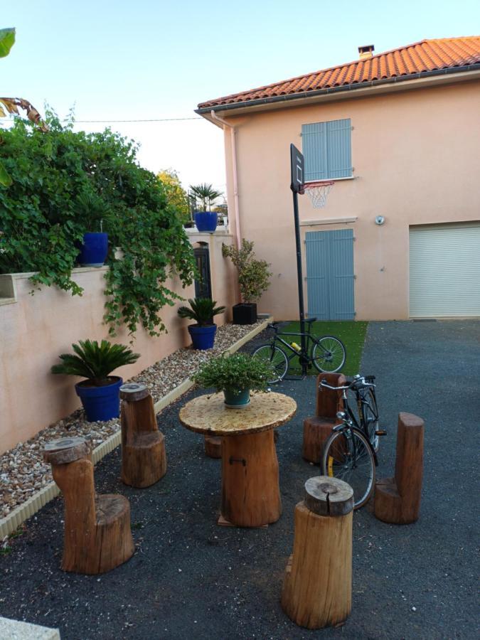 Logement Martine Rouffignac Saint-Cernin Екстериор снимка